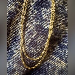 14k solid yellow gold chain 16” Made in Italy